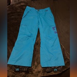 Women’s Blue DC 5000mm Waterproof Snowboard/ Ski/ Snow Pants Size: Medium